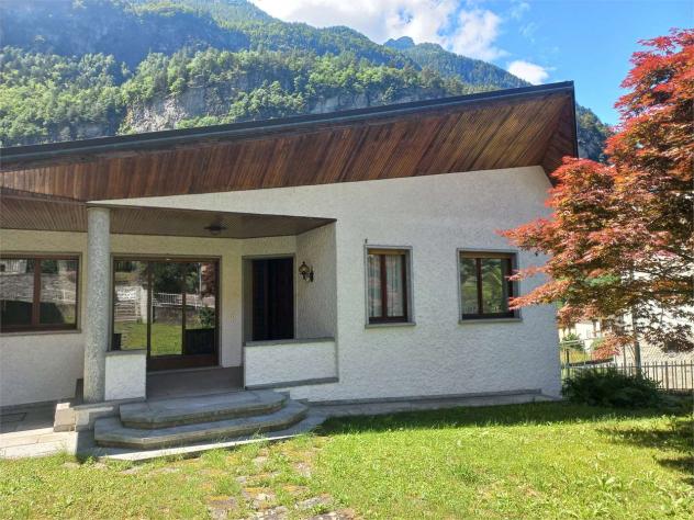 V000550 - VILLA CON 2 APPARTAMENTI GIARDINO E GARAGE - Foto 3