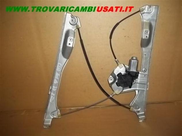 ALZACRIST. ANT.DX. 2 FILI RENAULT CLIO (C85/B85)  Carrozzeria  Lamierati esterni  Porte  Alzacristallo por RENAULT - CLIO III  3/5 P - 01-07-2005 - 01