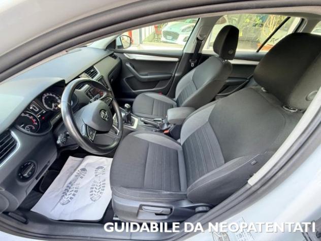 SKODA Octavia 1.6TDI 115 CV Wagon Executive *CARPLAY/ANDROID* rif. 23865380 - Foto 9