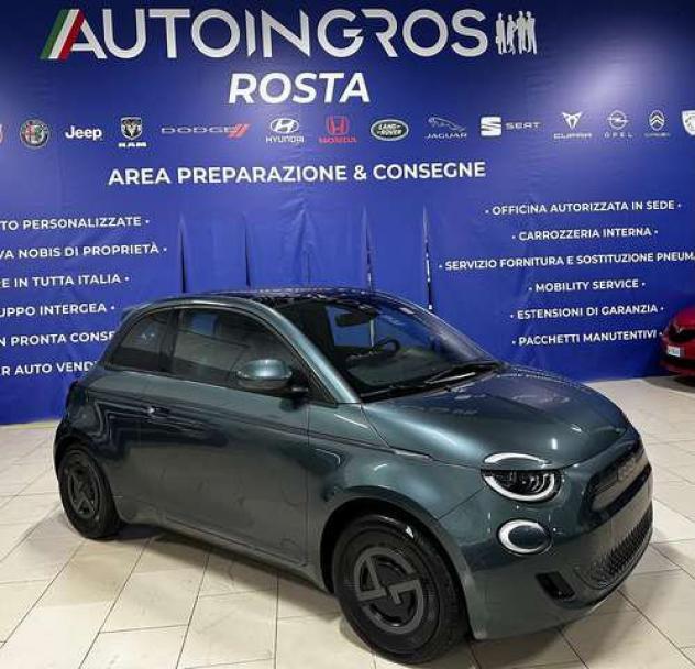 FIAT 500 Electric 42 kWh 320km GIORGIO ARMANI NUOVA DA IMMATRICOLARE - Foto 3