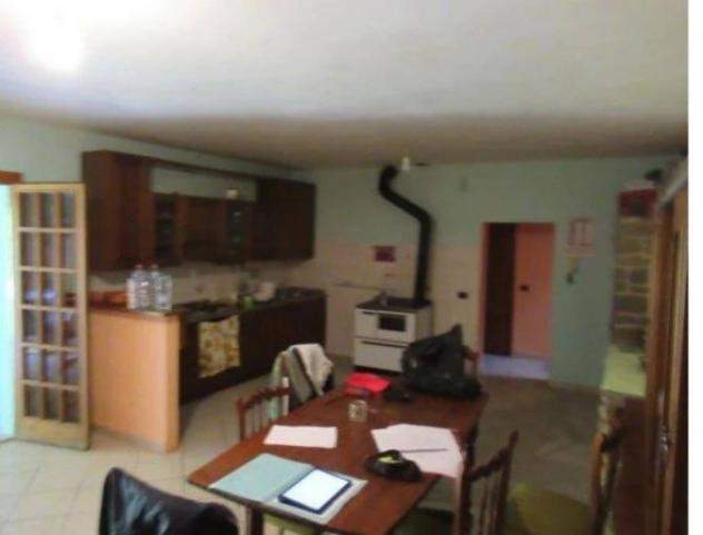 Immobile in asta di 166 m², box auto in vendita a Gubbio - Foto 5