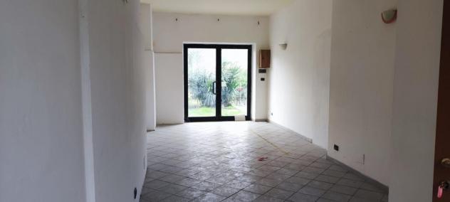 Locale comm.le/Fondo in vendita a Carrara 35 mq Rif: 1397306