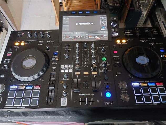 NOLEGGIO CONSOLLE DJ PIONEER RX3 - Foto 2
