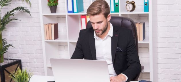 CORSO GRATUITO " SEGRETARIO/A DI STUDIO LEGALE" CON SOFTWARE OPERATIVO - - Foto 2