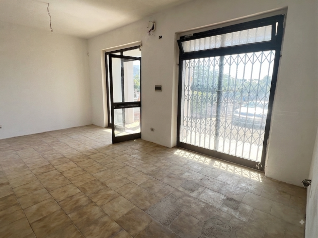 Locale comm.le/Fondo in vendita a Romagnano - Massa 65 mq Rif: 1445181 - Foto 3