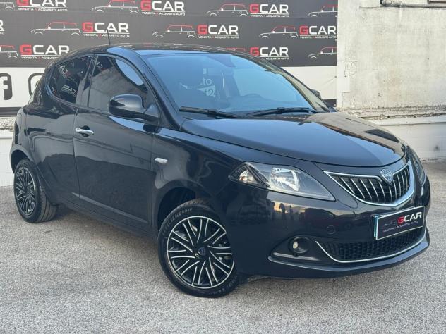 Lancia Ypsilon 1.0 FireFly 5 porte S&S Hybrid Ecochic Gold