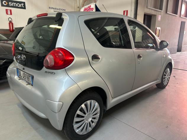Toyota Aygo 1.0 12V VVT-i 5 porte Sol - Foto 3