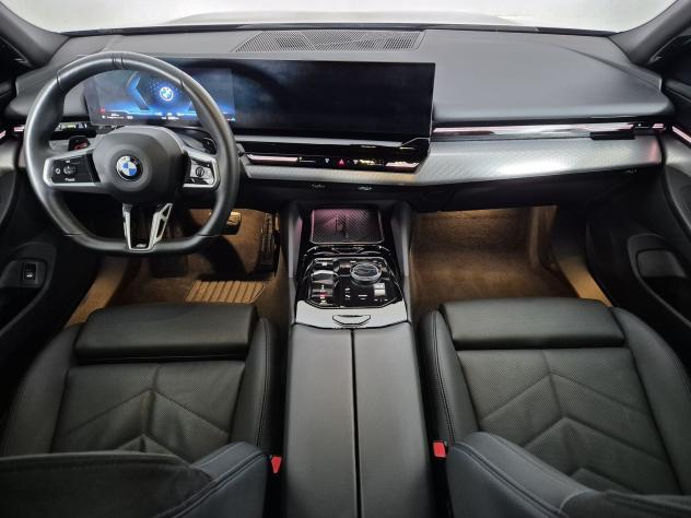 BMW Serie 5 G61 Touring 520d Touring 48V xdrive auto - Foto 9