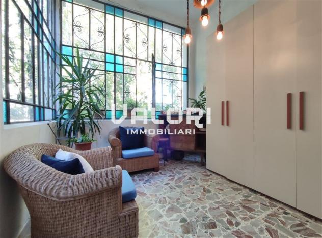 VILLA DI PRESTIGIO TOTALMENTE INDIPENDENTE CON DETTAGLI IN STILE LIBERTY - Foto 4