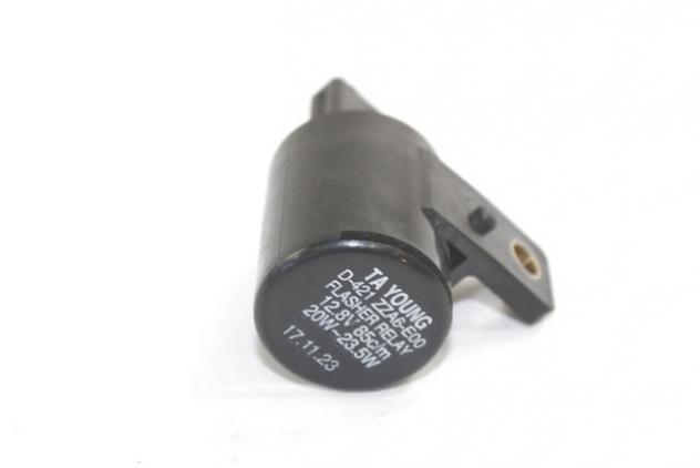 KAWASAKI J 300 27002Y005 RELE FRECCE 17 - 21 FLASHERS RELAY TA YOUNG D421ZZA6E00 - Foto 2