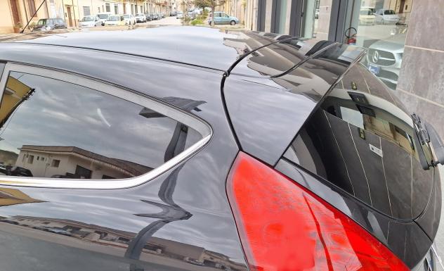 Ford Fiesta 1.4 TDCi 68CV Titanium NEOPATENTATO - Foto 9