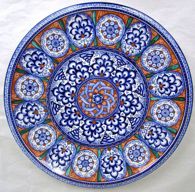 CORSO DI CERAMICA IN PIACENZA-MODELLAZIONE E DECORAZIONE