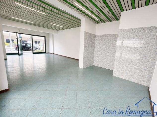 3 Vetrine in vendita a Rimini