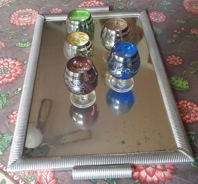 Vassoio metallo 5 bicchieri da liquore