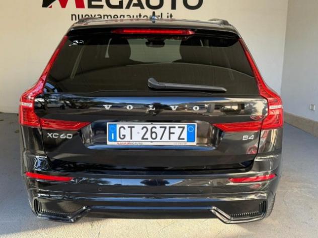 VOLVO XC60 B4 (d) AWD automatico Plus Dark rif. 23352946 - Foto 6