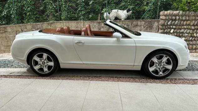 BENTLEY Continental GTC W12 560 Cv Cabriolet Iva 22% Compresa rif. 23836776 - Foto 7