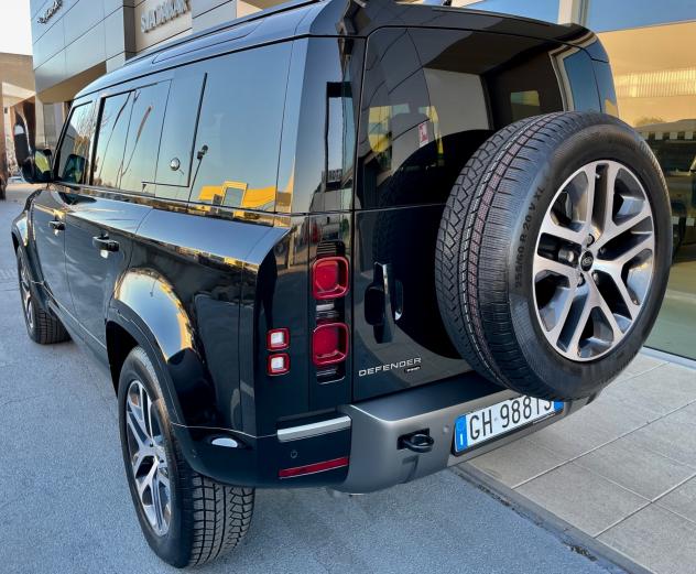 Land Rover Defender 110 3.0 l6 400 CV X-Dynamic HSE - Foto 3