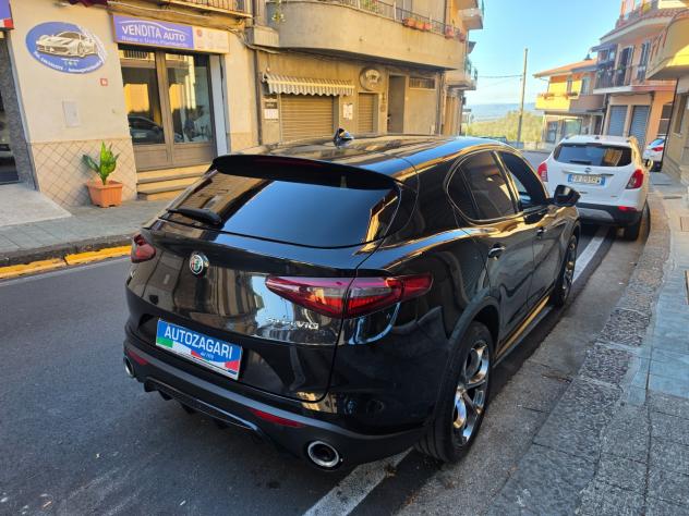 Alfa Romeo Stelvio 2.2 Turbodiesel 210 CV AT8 Q4 Executive - Foto 6