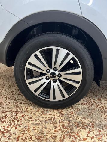 Kia Sportage 1.7 CRDI VGT 2WD Cool - Foto 9