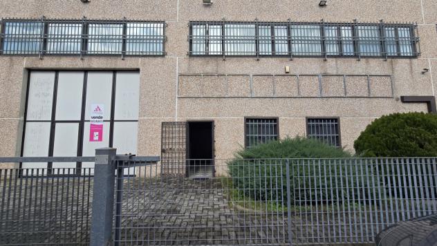 Capannone / Fondo in vendita a Melegnano - Foto 2
