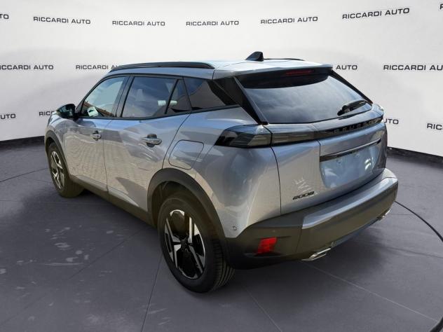 Peugeot 2008 Allure Hybrid 145 e-DCS6 - Foto 7