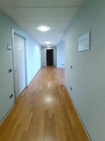 Immobile di 279 m² con più di 5 locali in affitto a Sesto San Giovanni - Foto 4