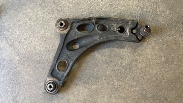 Bracci oscillanti anteriori Renault Trafic 2.0DCI del 2013 - Foto 4
