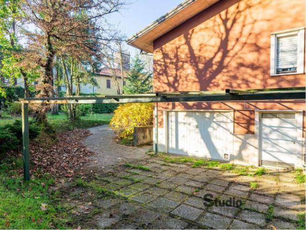 Villa di 260 m² con 5 locali e box auto in vendita a Garbagnate Monastero - Foto 10