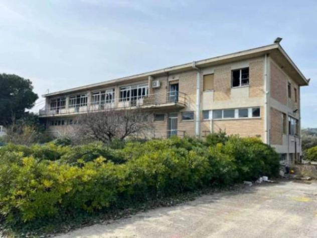 Immobile in asta di 1486 m² in vendita a Martinsicuro - Foto 2