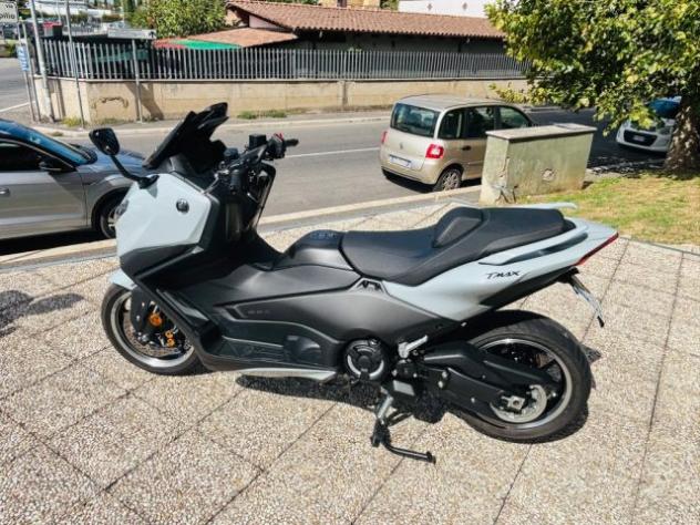 YAMAHA T-Max 560 TECH MAX TUTTO INCLUSO ANCHE PASSAGGIO! MINI RATE rif. 24162397 - Foto 7