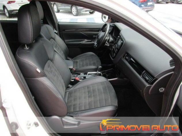 MITSUBISHI Outlander 2.0 4WD CVT Active rif. 19505051 - Foto 2