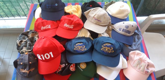 Cappellini collezione-lotto pz.23, leggere annuncio prima di contattare