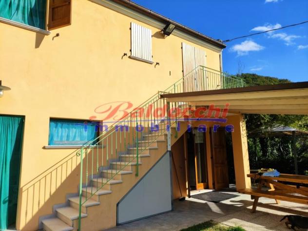 CASA INDIPENDENTE POSIZIONE ALTAMENTE PANORAMICA CON PISCINA - Foto 3