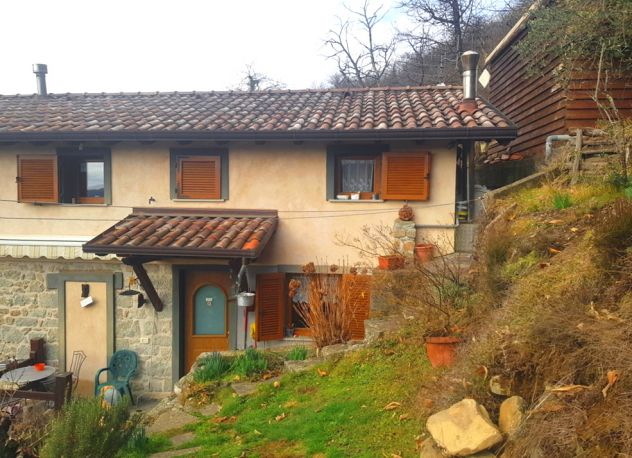 MI 303-Indip. in pietra,a 600 mt di altitudine,complet.ristrutturata ed arredata