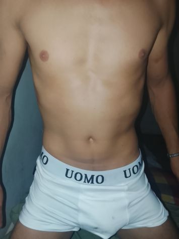 Ragazzo27 anni Tel:3501051903