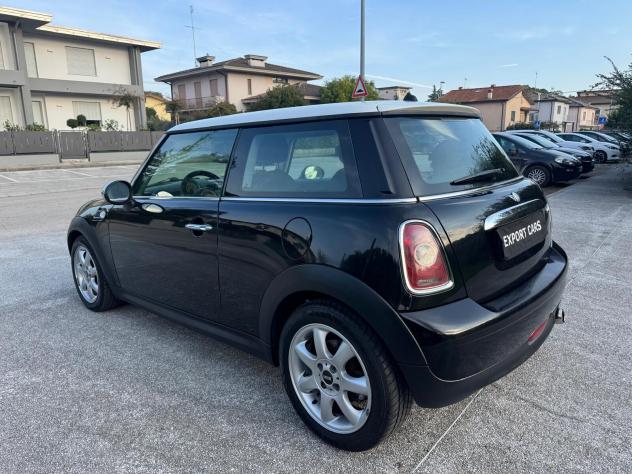 Mini Cooper D 1.6 Diesel 109 CV (80 kW). - Foto 7