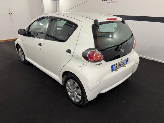 Toyota Aygo 1.0 12V VVT-i 5 porte Lounge Connect - Foto 4