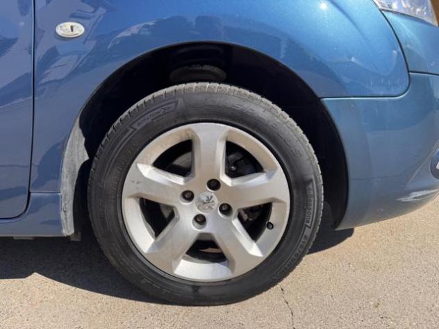 PEUGEOT Partner Tepee 1.6 HDi 115CV Family rif. 23917655 - Foto 8