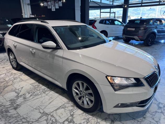Skoda Superb 2.0 TDI 150 CV SCR DSG Wagon SportLine - Foto 7