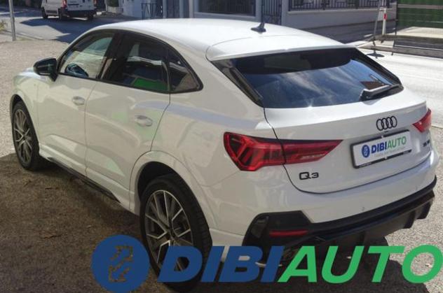 AUDI Q3 sportback 35 TDI S tronic Identity Black s-line rif. 24191163 - Foto 6