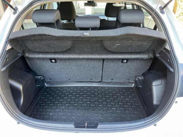 Toyota Yaris Yaris 5p 1.5h Active my18 - Foto 5