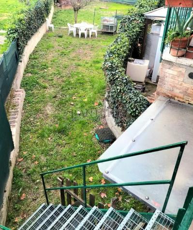 Appartamento terratetto con giardino, magazzino e cantina - Foto 5