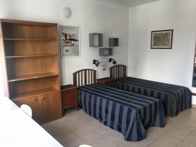 Posti letto in camera doppia, zona San Paolo, adiacenze Terza Università - Foto 5