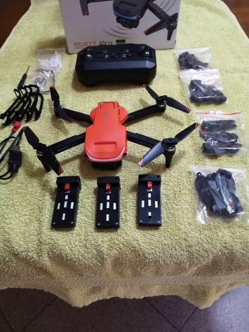 Drone nuovo completo di kit ricambi 3 batterie - Foto 7
