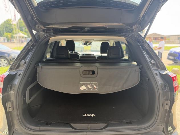 Jeep Cherokee 2.2 Mjt II 200cv Limited 4WD Auto - Foto 6