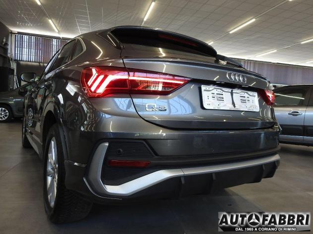 AUDI - Q3 Sportback - Q3 SPB 35 TFSI S line edition Retro Cam Full led Auto Parking - Foto 4