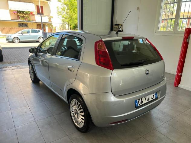 Fiat Grande Punto 1.4 OK NEOPATENTATI - Foto 6