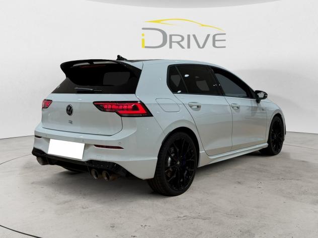 Volkswagen Golf Golf 2.0 tsi R Black Edition 4motion 333cv dsg "AKRAPOVIC OMOLOGATI"
