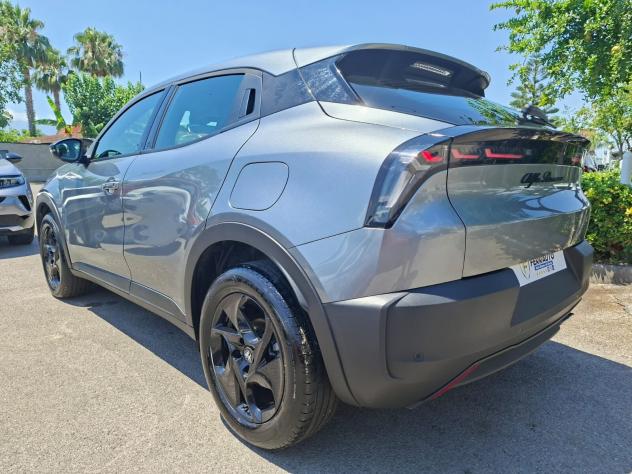 Alfa Romeo Junior 1.2 145 CV Hybrid eDCT6 - Foto 8