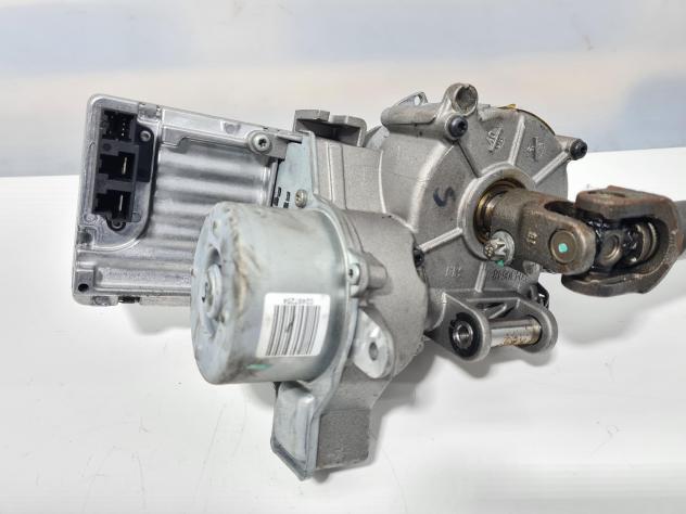 PIANTONE STERZO FORD Fiesta 6° Serie 8V513C529KH (0817)